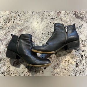 Lucky brand black leather ankle boots size 9